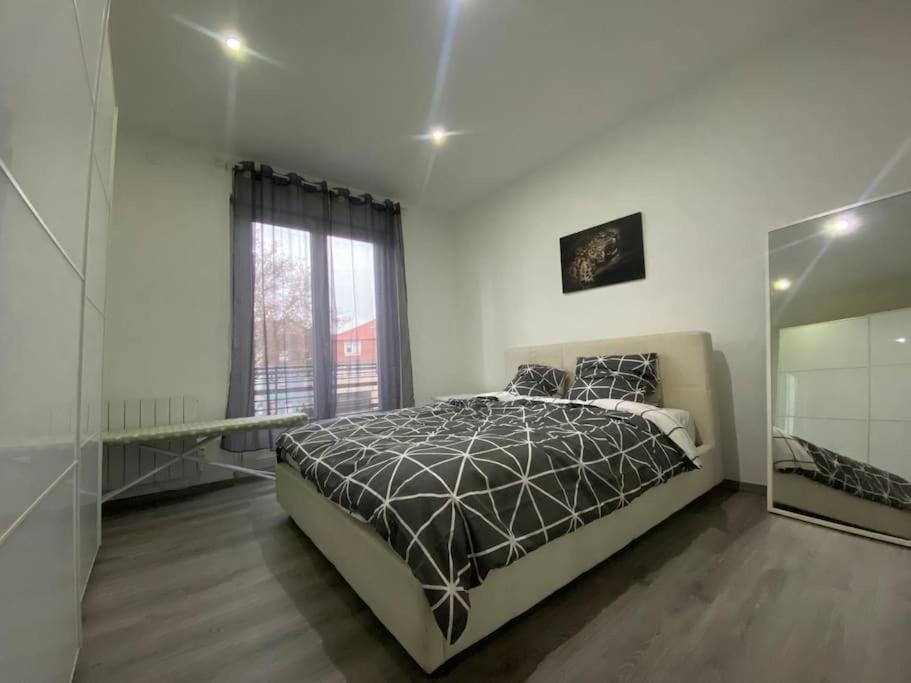 Le Confort D'Un Appartement Schiltigheim Exteriör bild